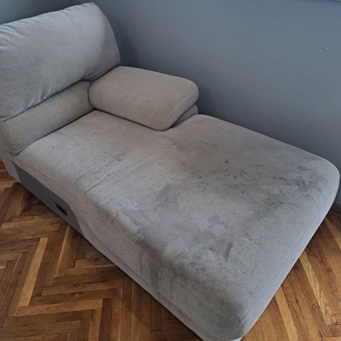 Chair Before2